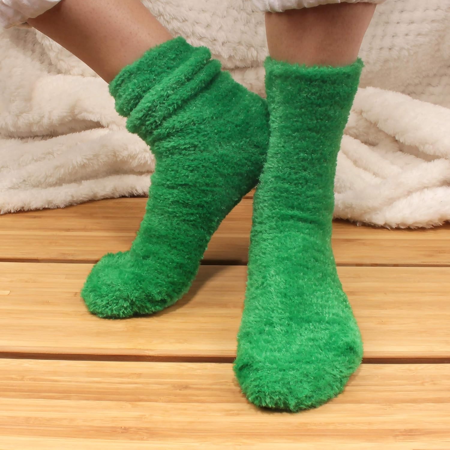 image:imageBambooMN Womens Super Soft and Cozy Feather Light Fuzzy Socks  Multiple Color Options  Two Sizes  Value Packs02  Leafy Green
