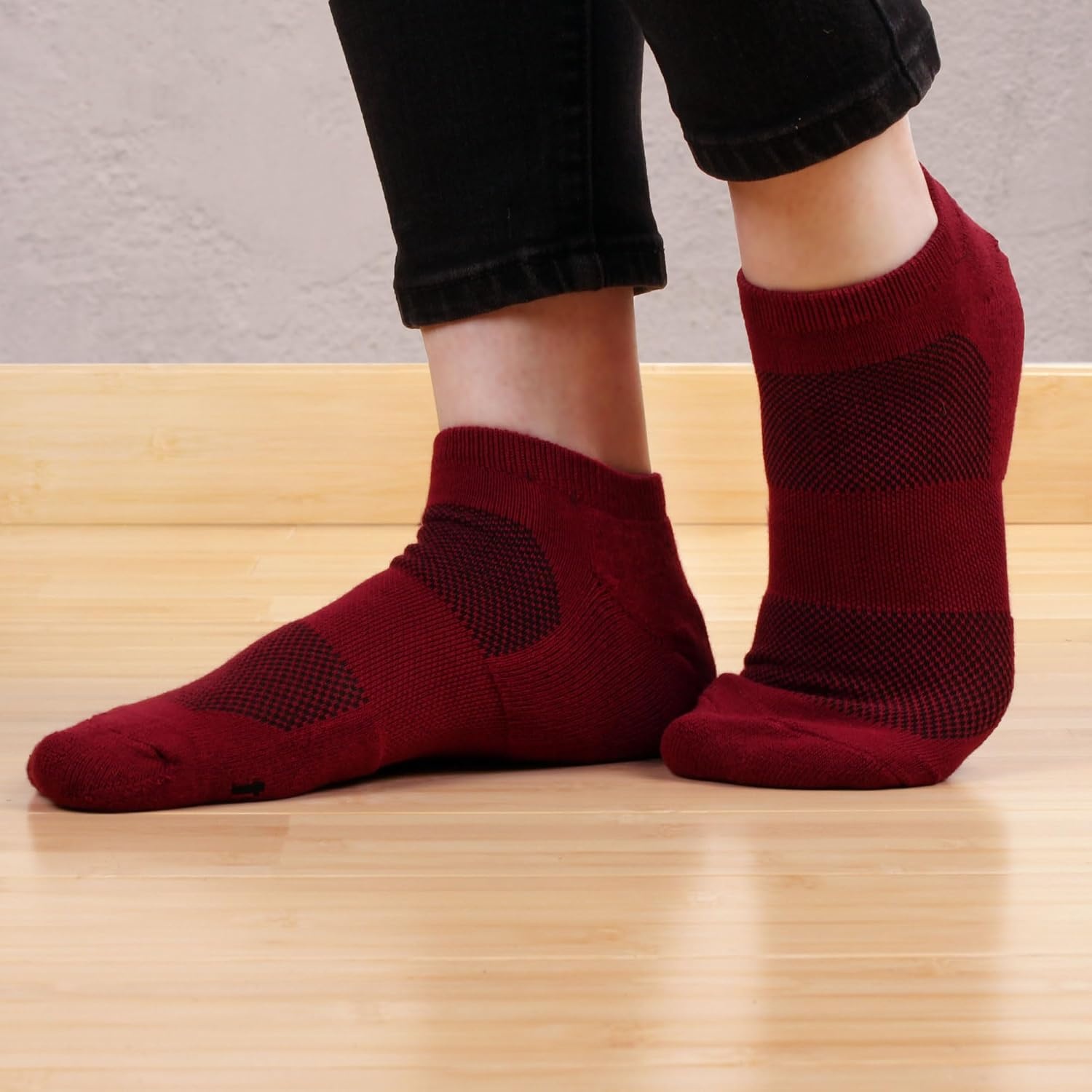image:imageWomens Rayon from Bamboo Fiber Colored Sports Superior Wicking Athletic Ankle Socks  4 Pair Value PackMaroon