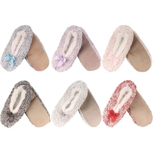 image:imageBambooMN Womens Gradient Cozy Fuzzy Indoor Home Slippers  3 PairsFurry 6a