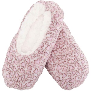 image:imageBambooMN Adult Patterned Plush Home Travel NonSlip SlipOn Slippers13 Pink Hearts