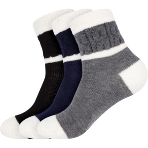 image:imageBambooMN Womens Double Layer Thick Cabin Winter Socks  3 PairsAsst B