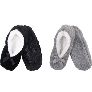 image:imageBambooMN Womens Heart amp Stripe Patterned NonSlip Lined Travel Home Slippers  2 PairsAssortment E Black and Grey